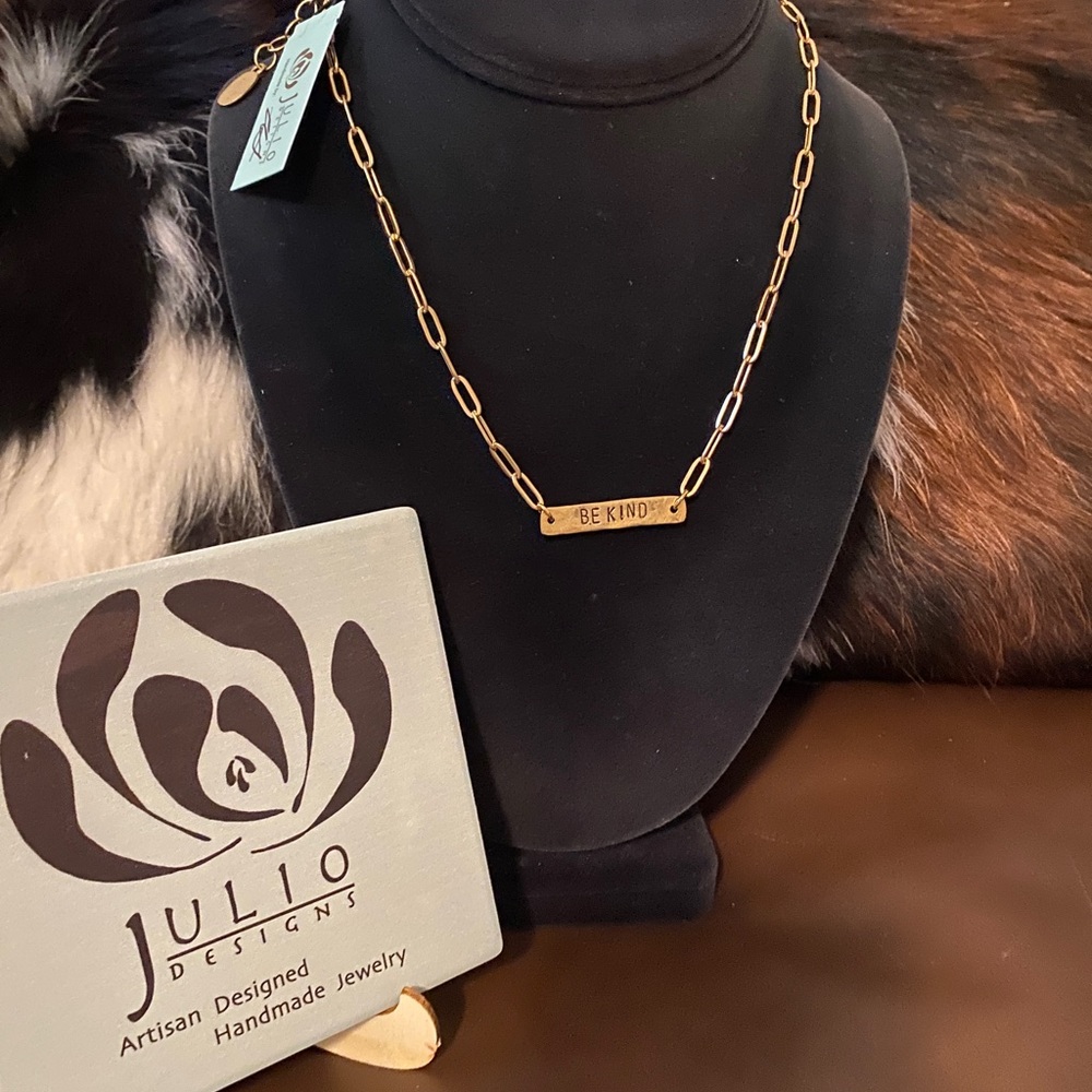NWT Julio Designs Judy “Be Kind” 16” paperclip 2” extender necklace in gold